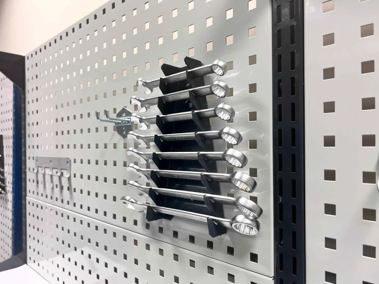 Стол-верстак Craft 1402.S3L3.4-1 купить в Перми Стол-верстак Craft 1402.S3L3.4-1 купить в Перми