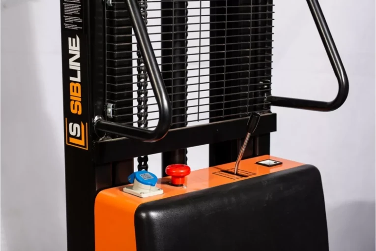 Штабелер с электроподъемом 1 т - 3 м Вилы: 1100 , Гелевая АКБ, SPN1030 SIBLINE купить в Перми Штабелер с электроподъемом 1 т - 3 м Вилы: 1100 , Гелевая АКБ, SPN1030 SIBLINE купить в Перми