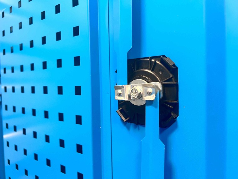 Шкаф инструментальный TNC 180.B4.S2 купить в Перми Шкаф инструментальный TNC 180.B4.S2 купить в Перми