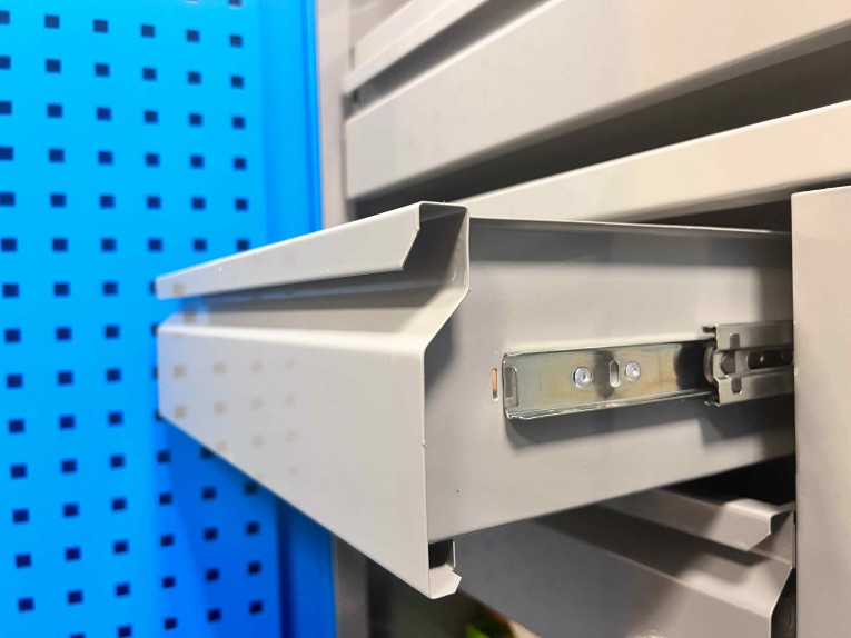 Шкаф инструментальный TNC 180.S3 купить в Перми Шкаф инструментальный TNC 180.S3 купить в Перми