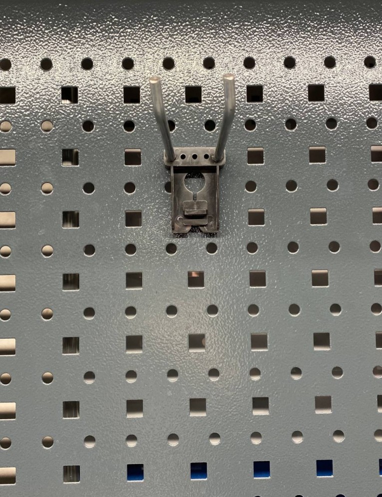 Крючок двойной 100 мм купить в Перми