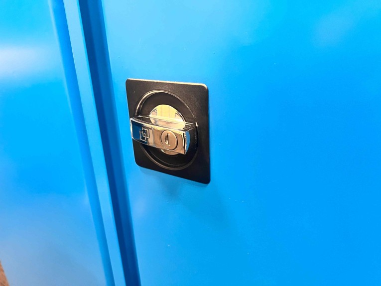 Шкаф инструментальный TNC 181.6B1.S1 купить в Перми Шкаф инструментальный TNC 181.6B1.S1 купить в Перми